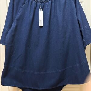 chicos size 4 (xl) denim top
gathered neck bell sleeves